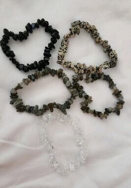 Assorted Healing Crystal & Stone Chip Bracelets (Lot2) 5 Bracelets Clear Quartz
